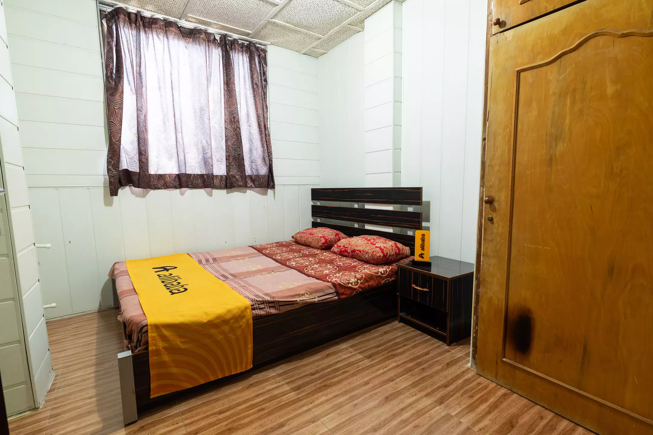 Alibaba https://cdn.alibaba.ir/ostorage/hotel-accommodation-images/6857ffb2ac13a7ed0d84df42_سوئیت سه تخته (1).webp